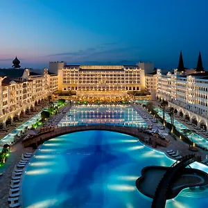 Θέρετρο Titanic Mardan Palace, Αττάλεια